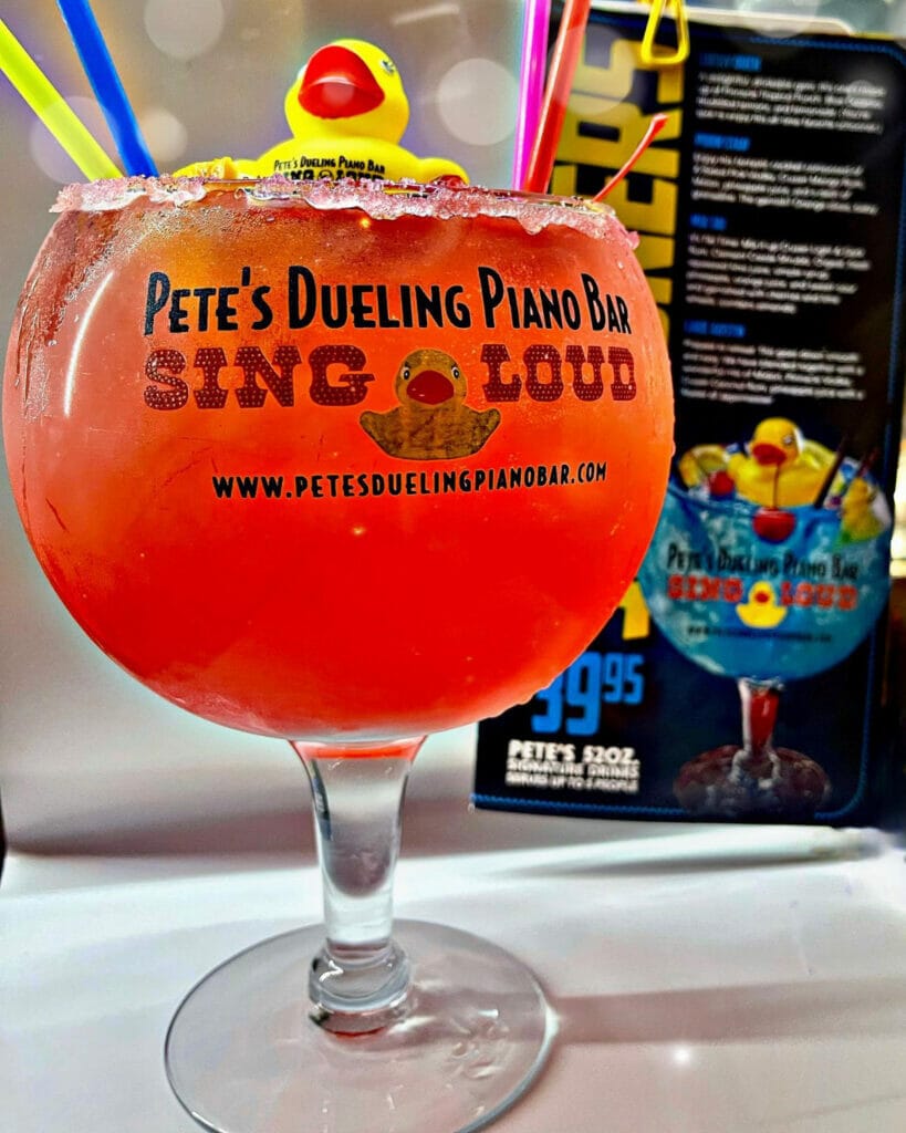 Drink at Pete's Dueling Piano Bar