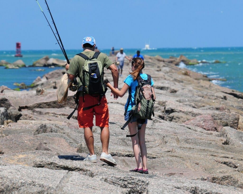 People fishing at Isla Blanca Park