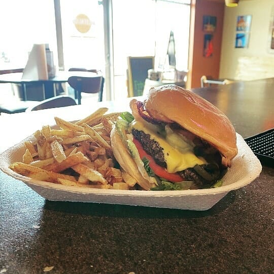 Hamburger with fries 