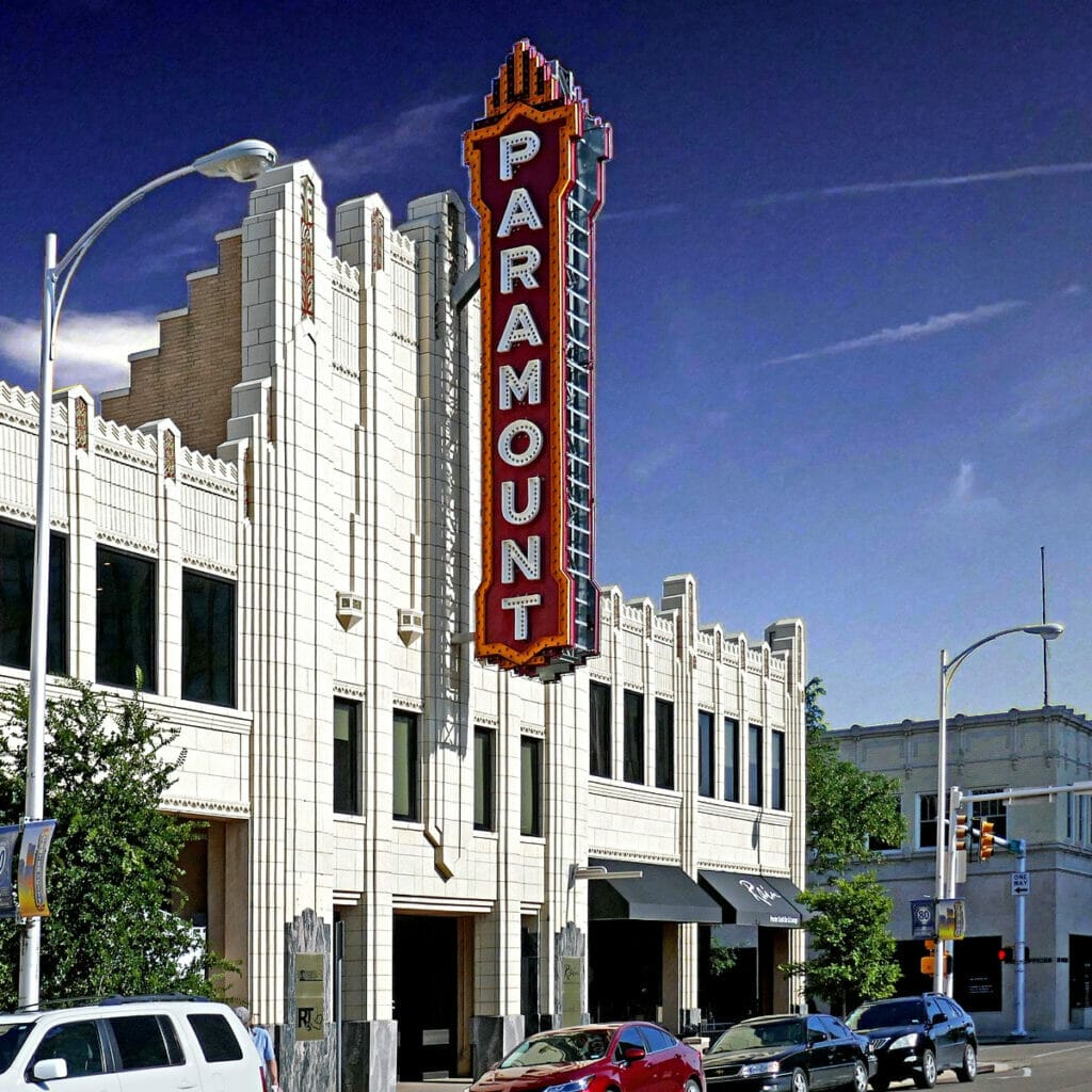 Paramount Theater 