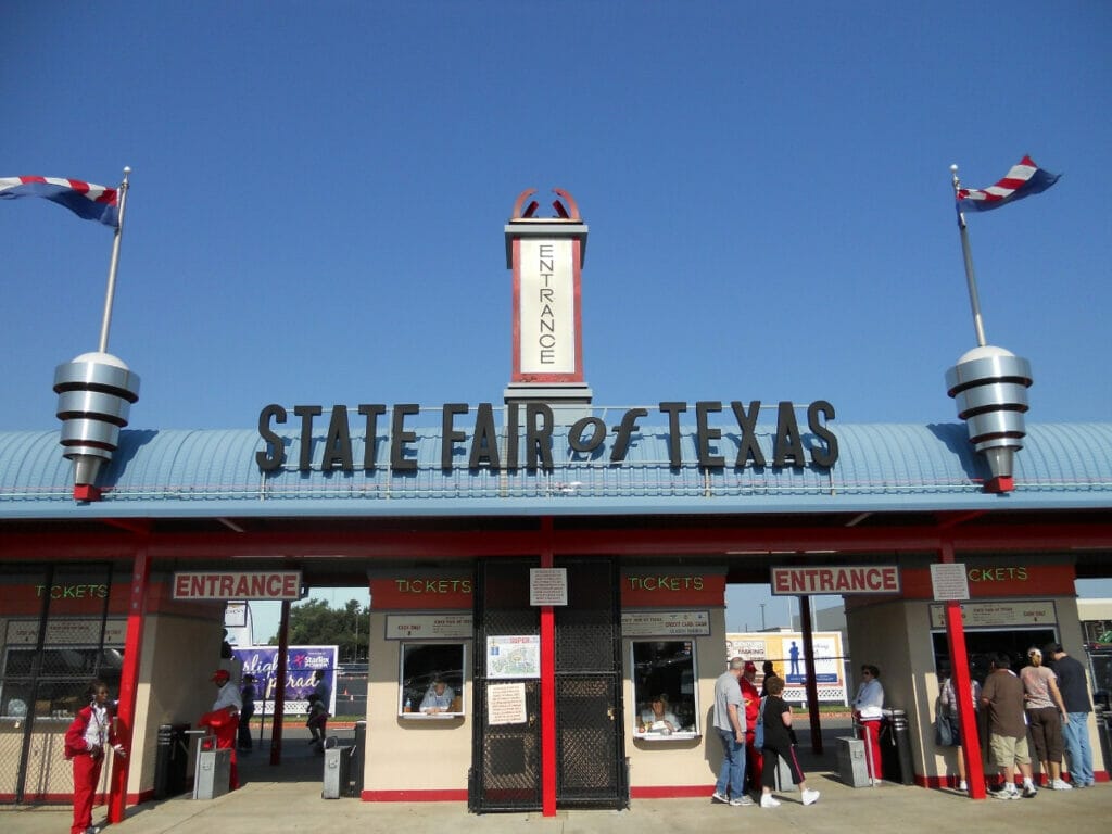 Image of the entrance at the Texas State Fair