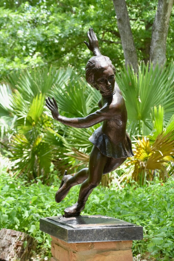 Sculpture at Umlauf Gardens 