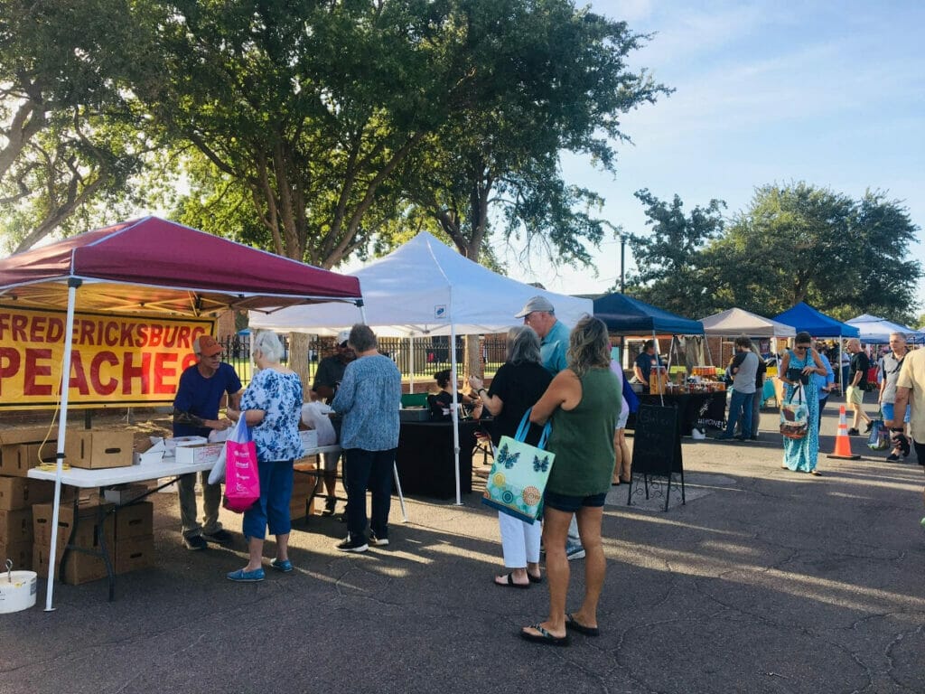 MIdland Downtown Farmers Market 