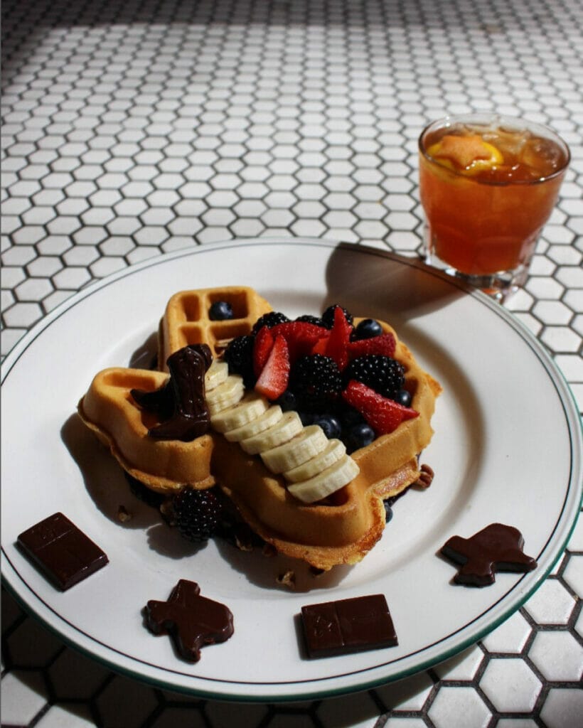 Texas shaped waffle from the 1886 Cafe 