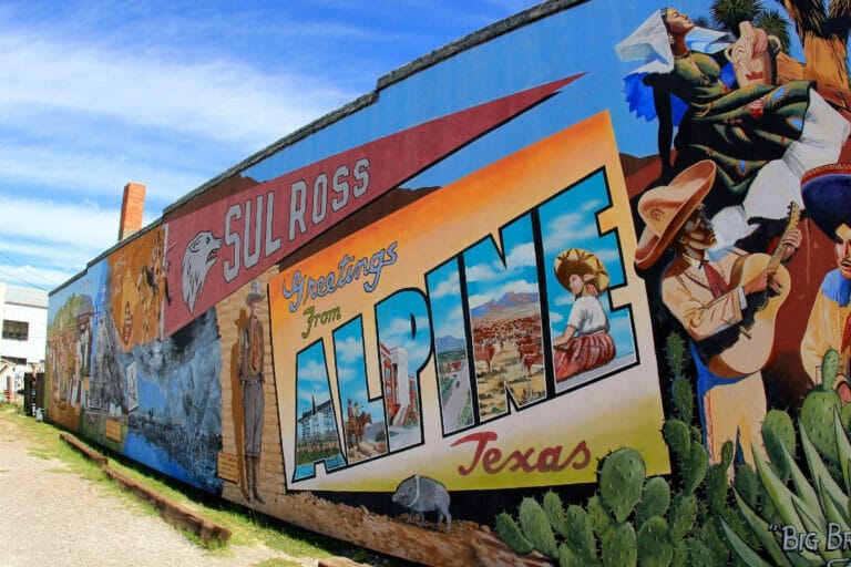 21 Charming & Romantic Getaways in Texas for Couples - Happy To Be Texas