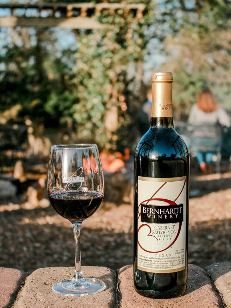 Red wine from Bernhardt Winery 