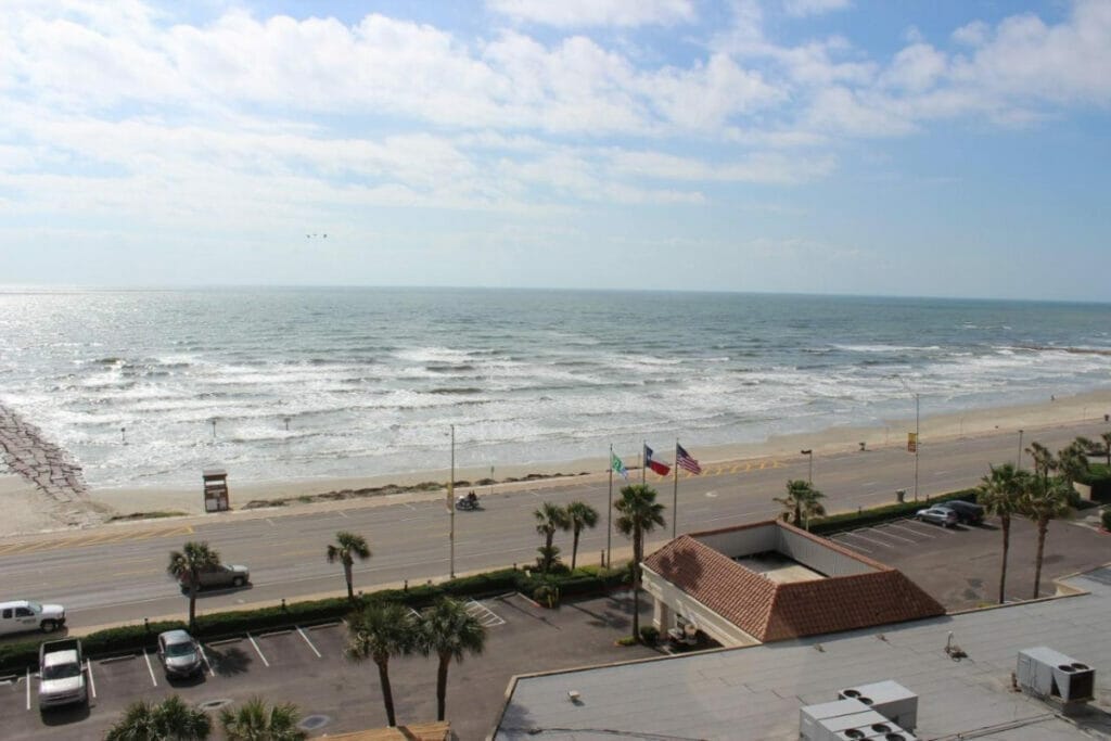 Holiday Inn Galveston Beach 