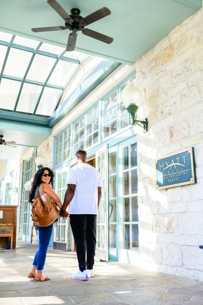 Couple walking into the Windflower Spa 