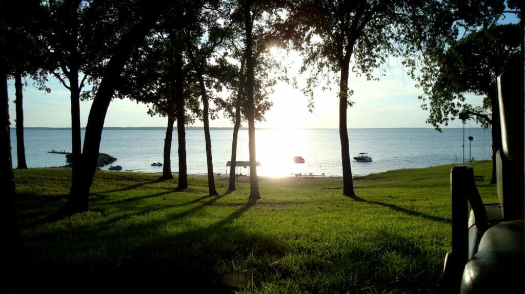 Lake Texoma sunset at the park 