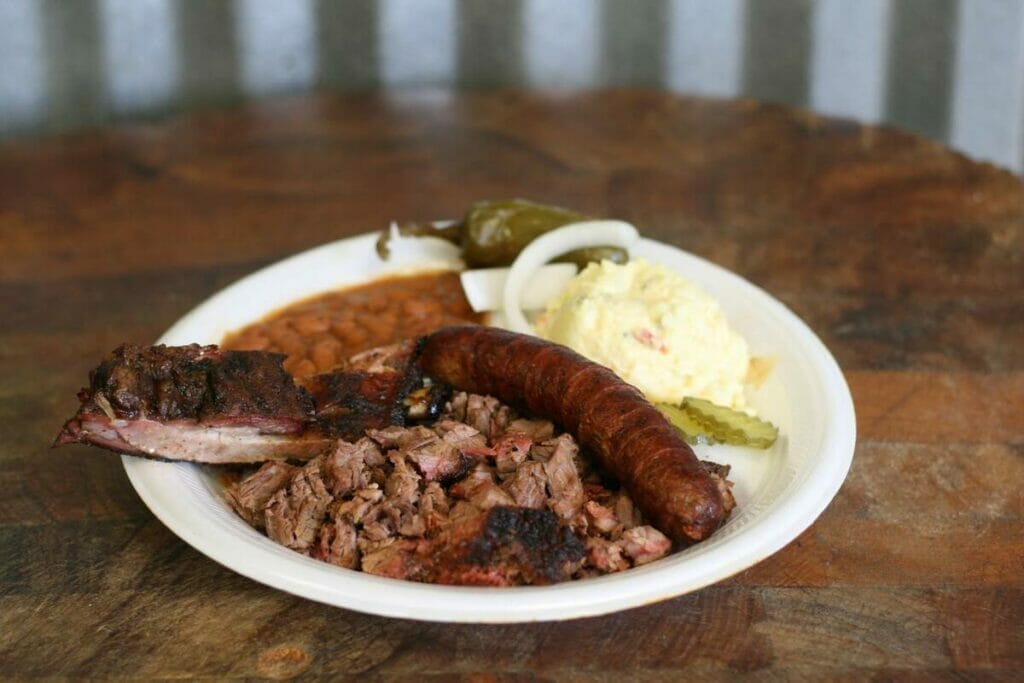 Plate of bbq from Jasper's in Waco, Texas