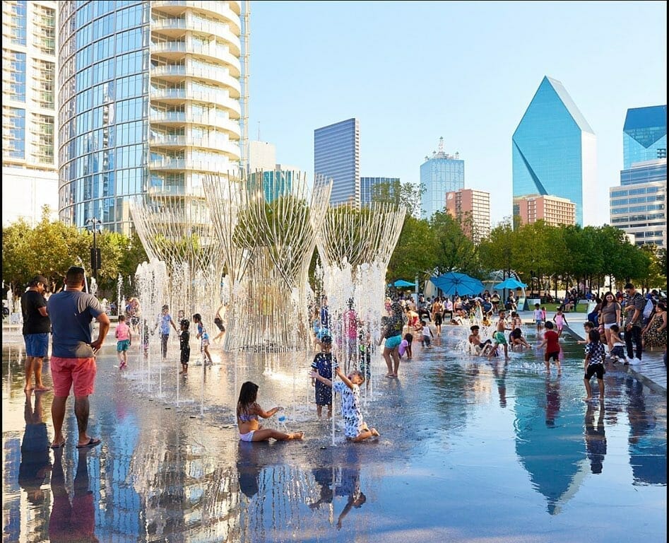 Klyde Warren Park 