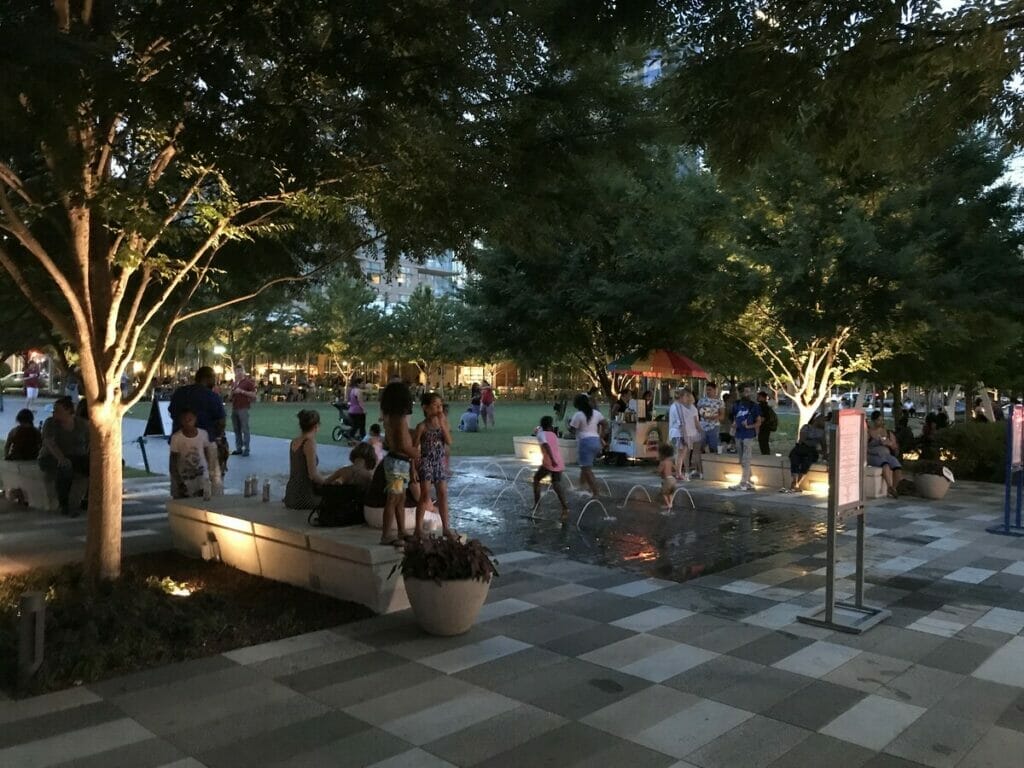 Klyde Warren Park date night idea 